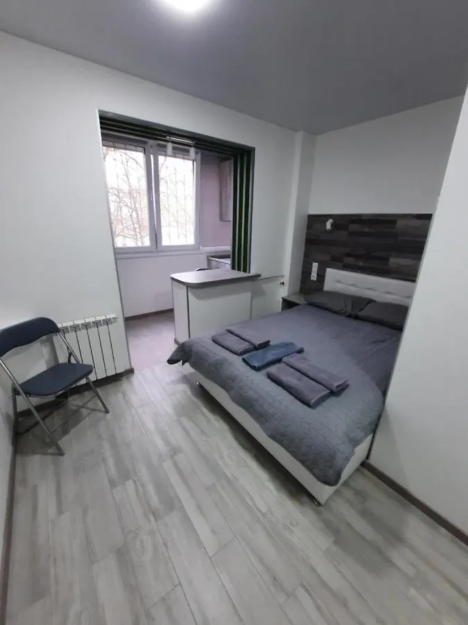 Apartment Посуточно Мини-Студия Метро Минская Киев